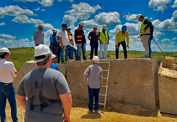 Rompex holds technical workshop in Natal (RN) and strengthens its authority in controlled rock fragmentation